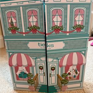 Tieks Clutch with Pink and Teal Design
